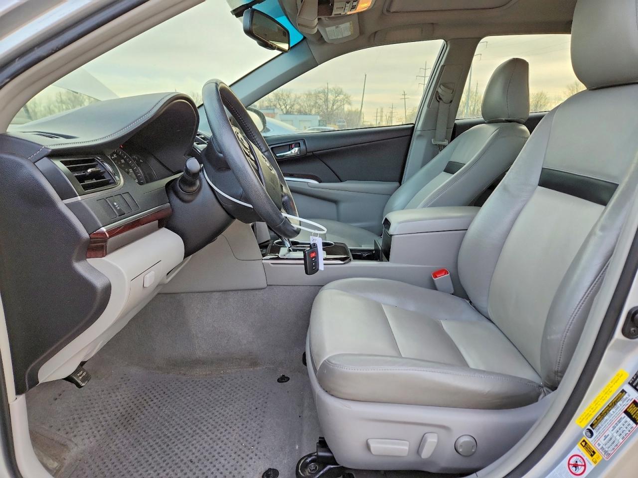 2013 TOYOTA CAMRY