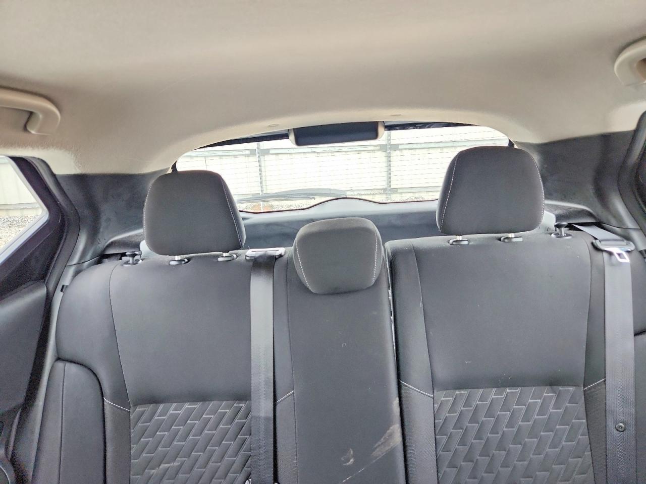 2021 NISSAN KICKS
