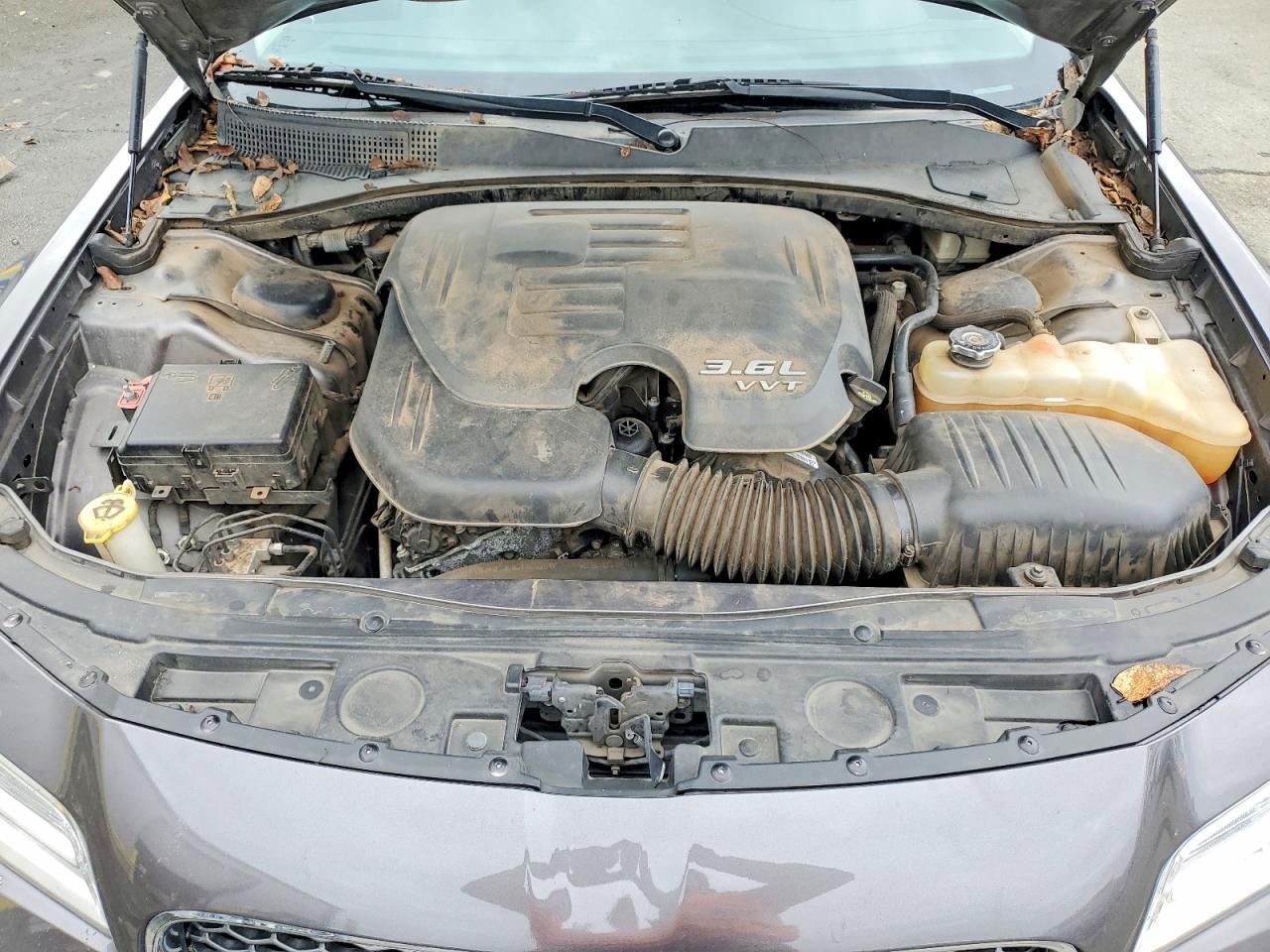 2016 CHRYSLER 300