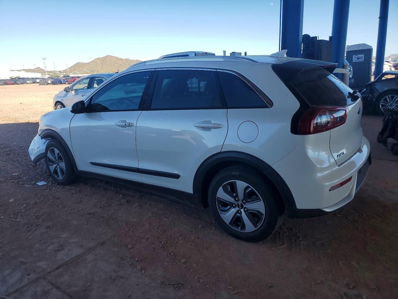 2017 KIA Niro
