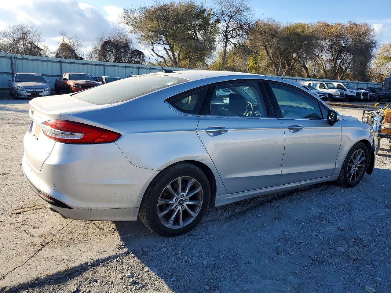 2017 FORD FUSION