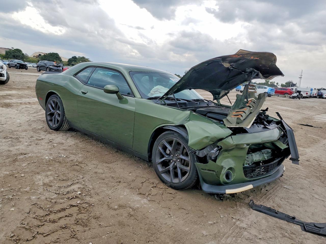 2021 DODGE Challenger