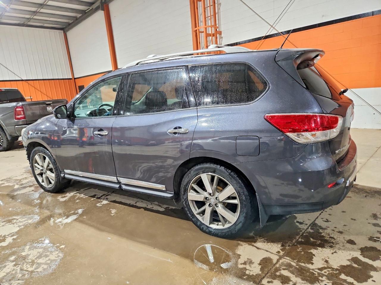2014 NISSAN PATHFINDER