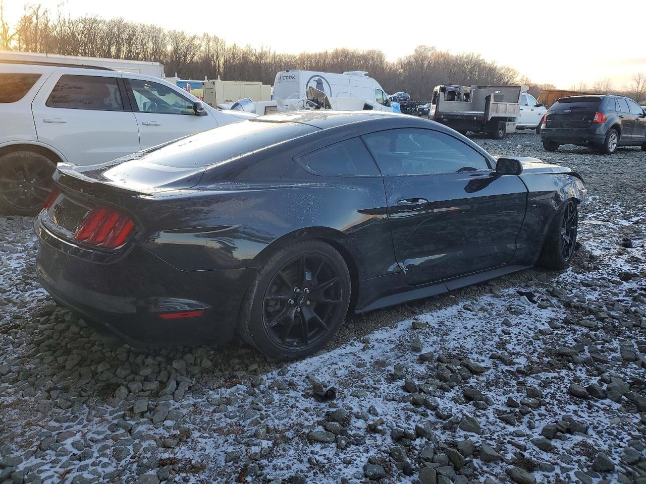 2017 FORD MUSTANG