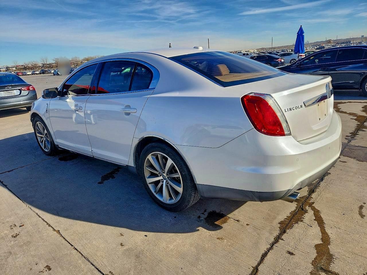 2011 LINCOLN MKS