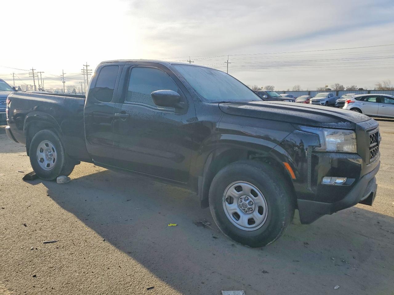 2022 NISSAN Frontier