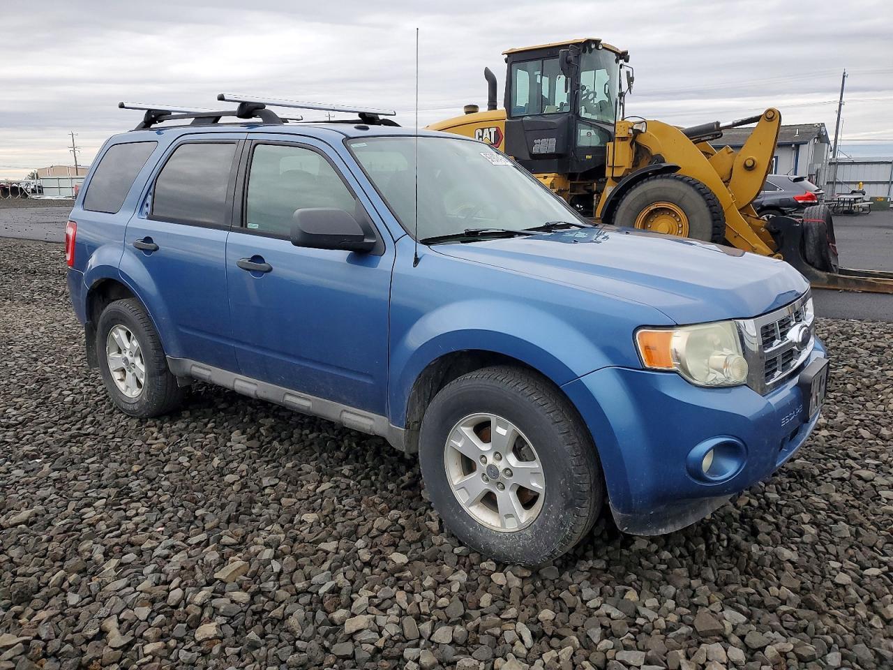 2009 FORD ESCAPE