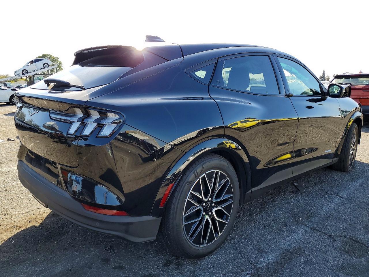 2025 FORD Mustang Mach-E
