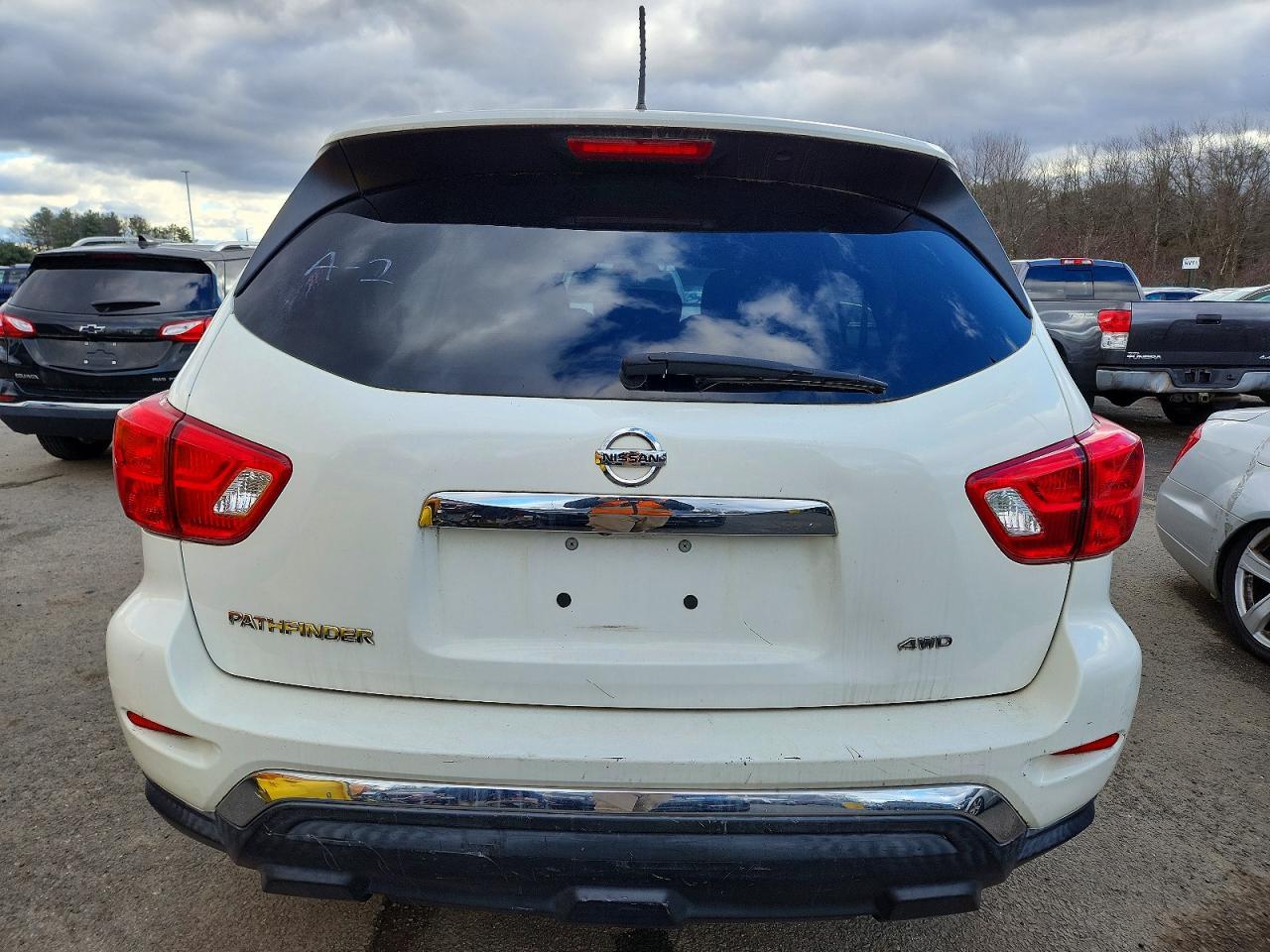 2018 NISSAN PATHFINDER