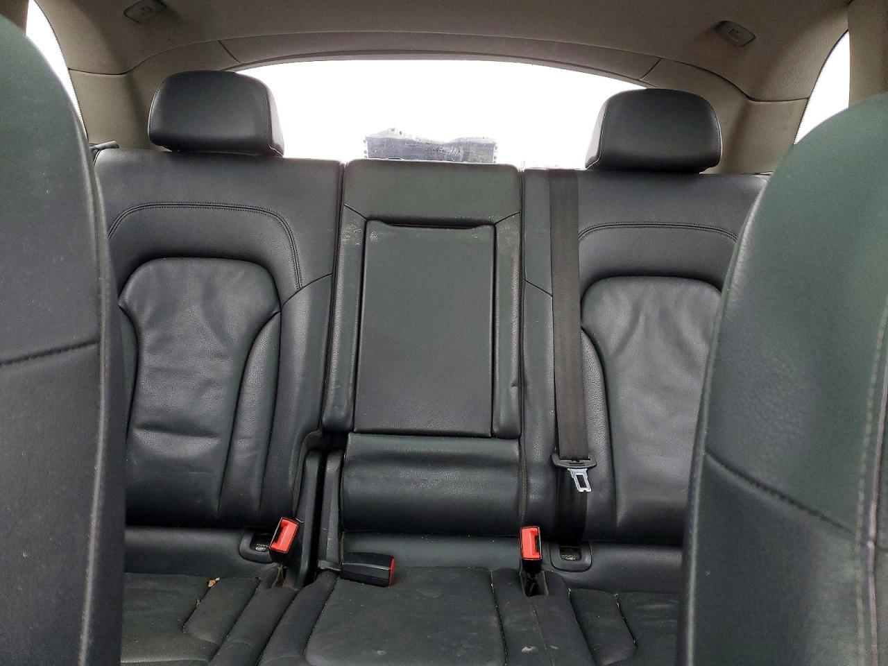 2012 AUDI Q5