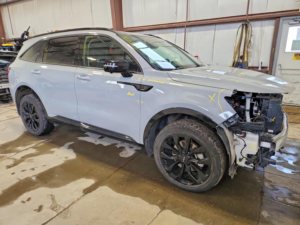 2023 KIA SORENTO