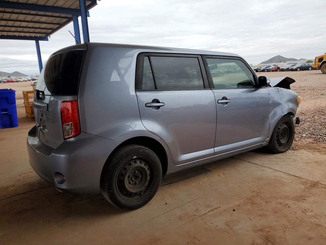 2011 TOYOTA SCION