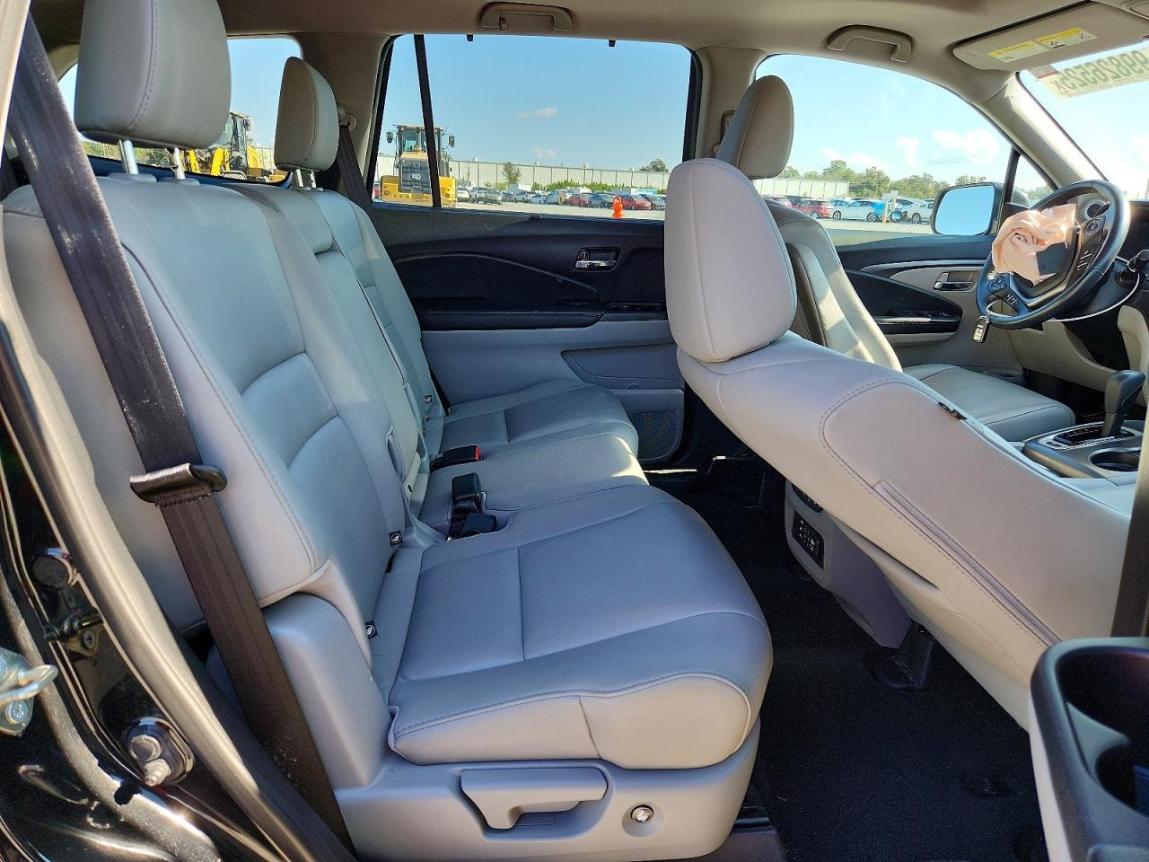 2017 HONDA PILOT