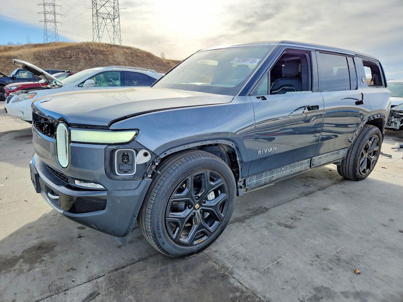 2023 RIVIAN R1s