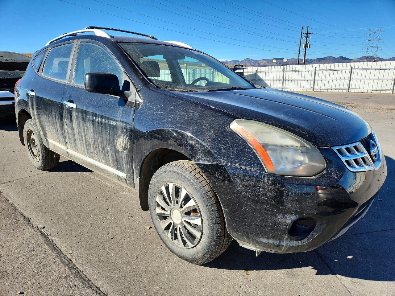 2015 NISSAN ROGUE