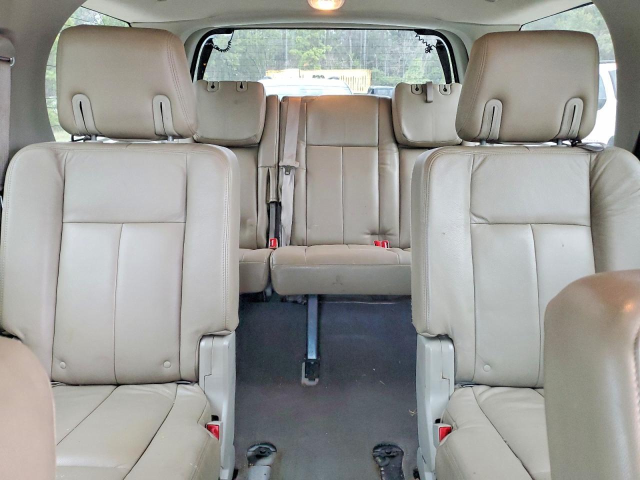 2010 FORD Expedition