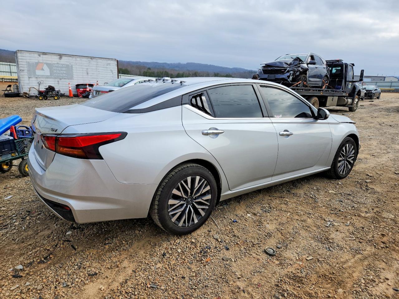 2023 NISSAN ALTIMA