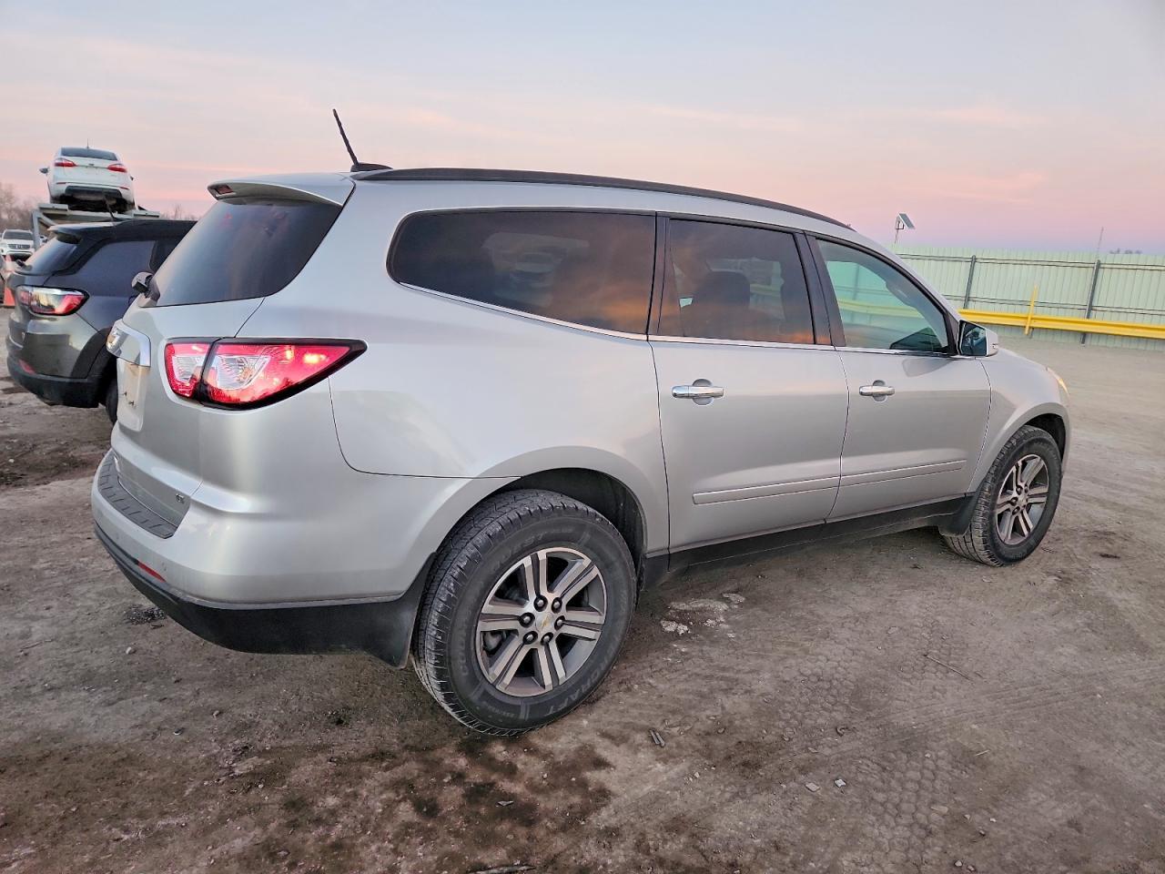 2017 CHEVROLET TRAVERSE