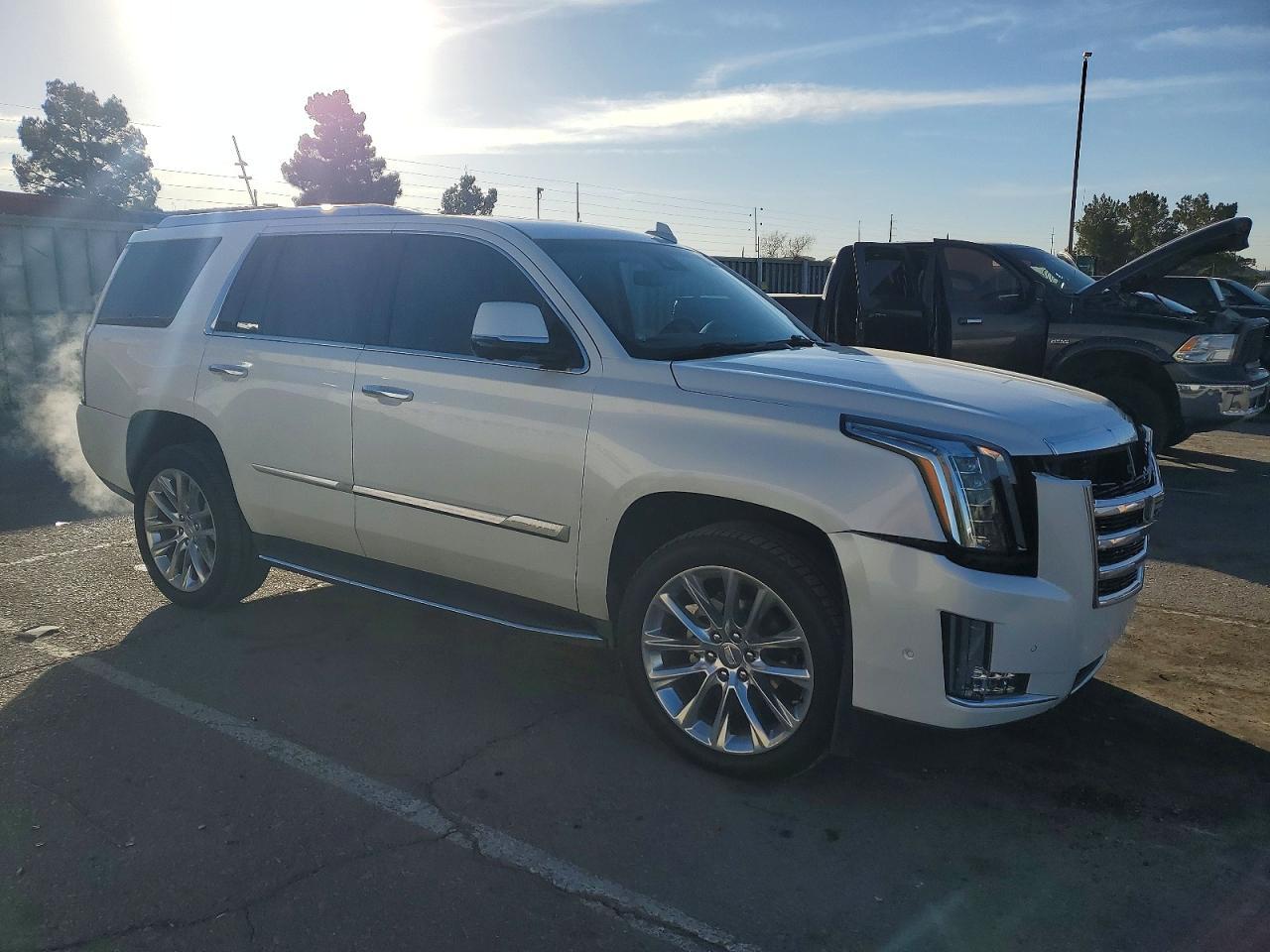 2018 CADILLAC ESCALADE