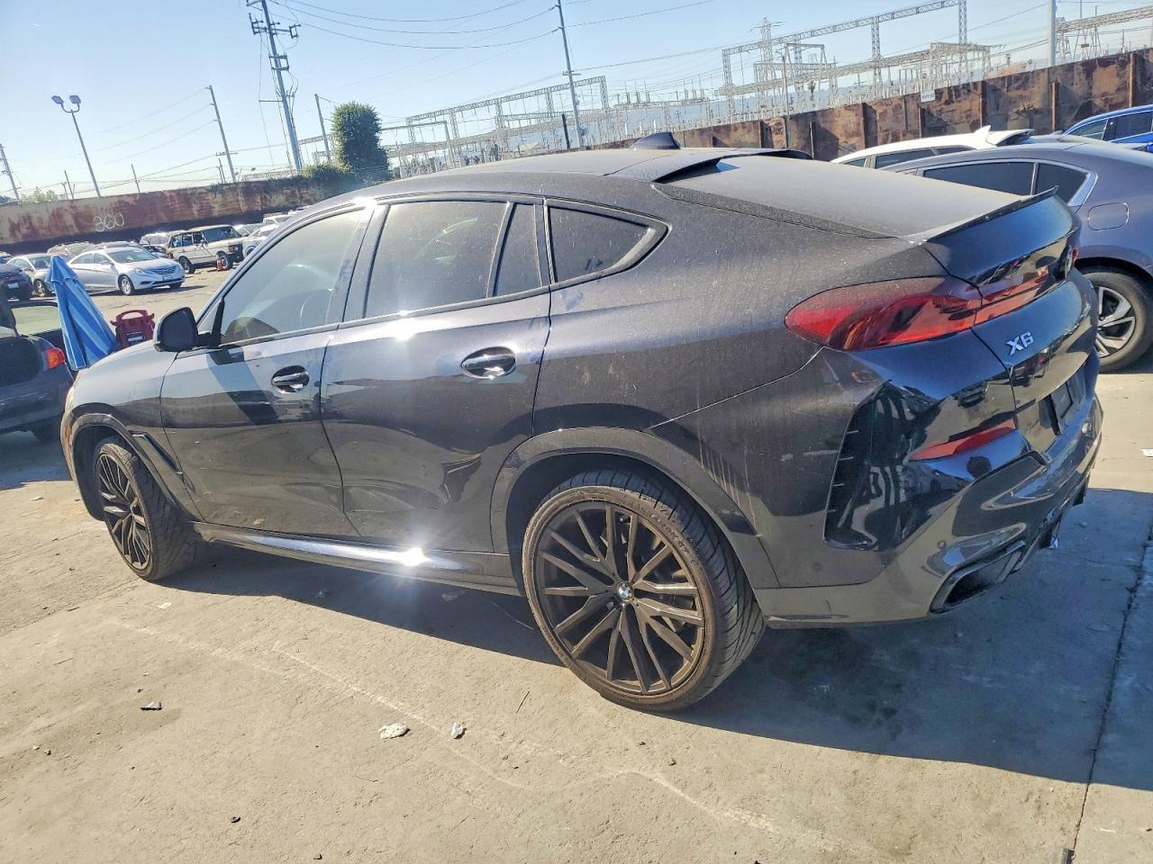 2021 BMW X6