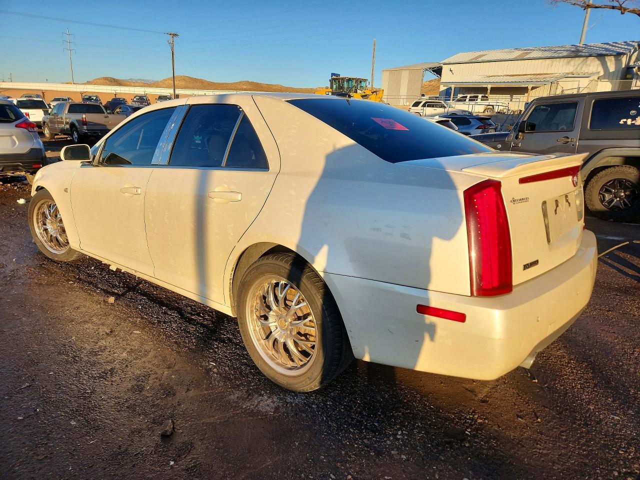 2005 CADILLAC STS