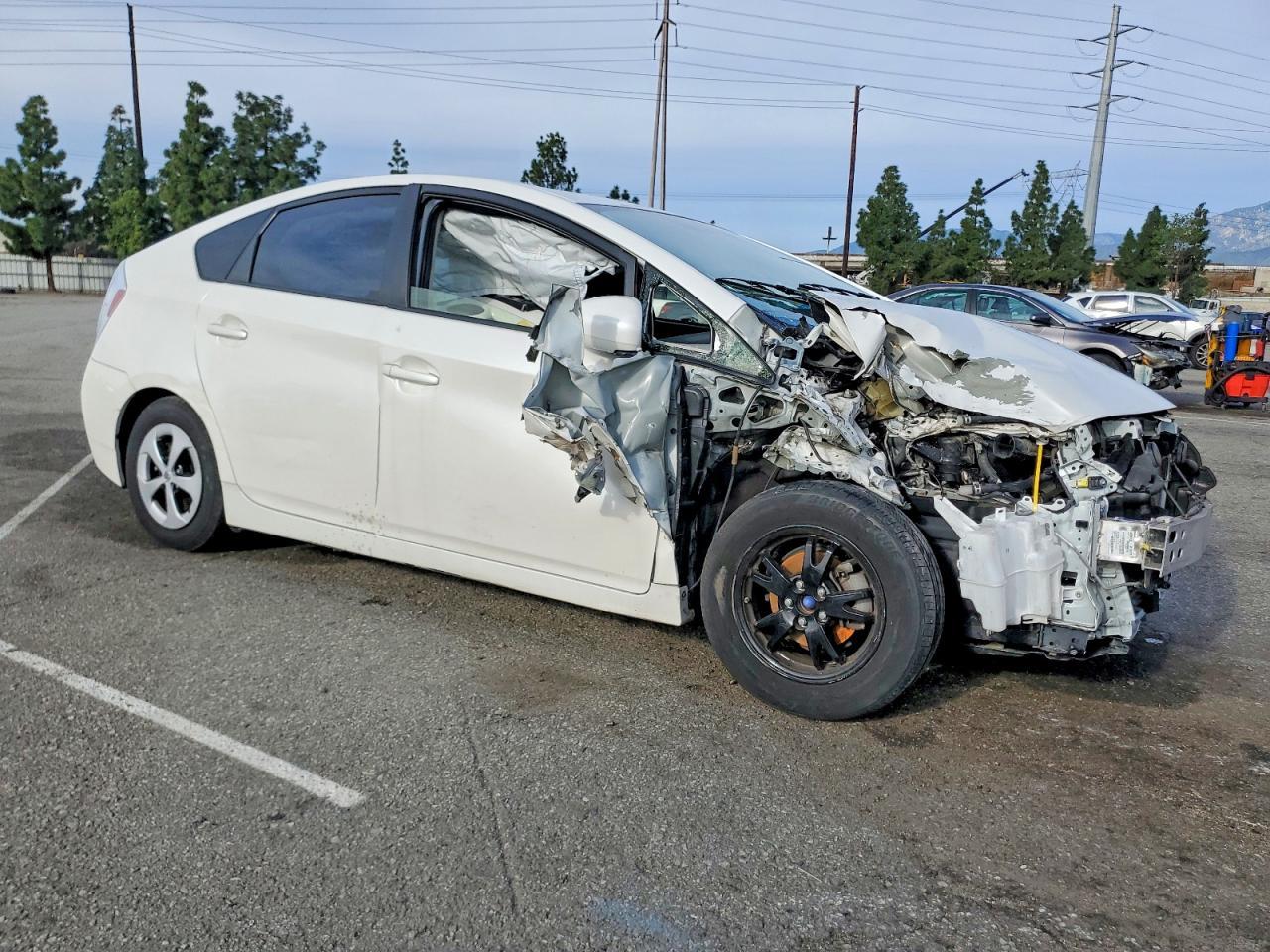 2013 TOYOTA PRIUS