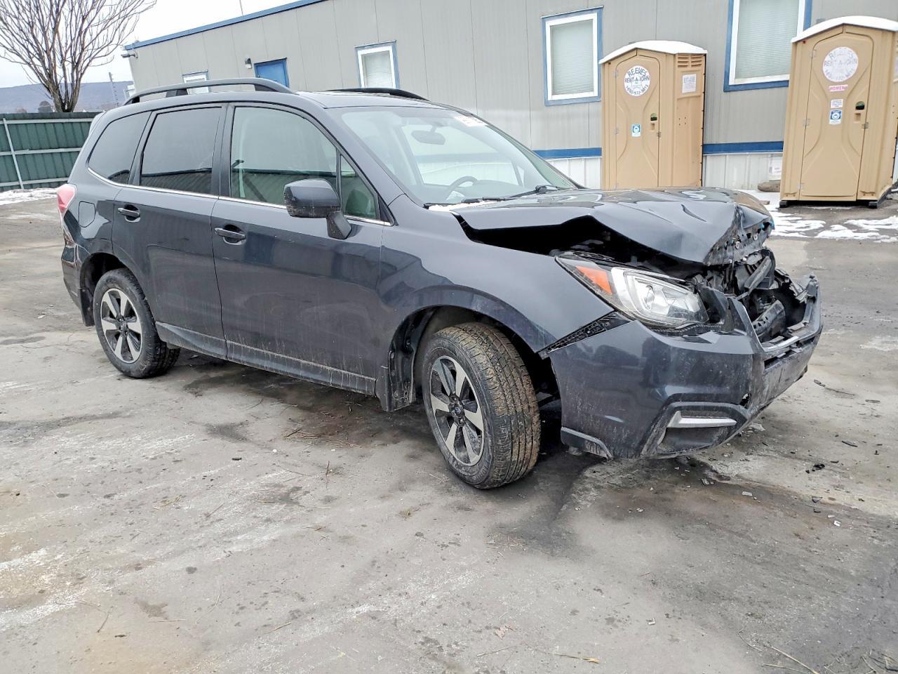 2018 SUBARU FORESTER