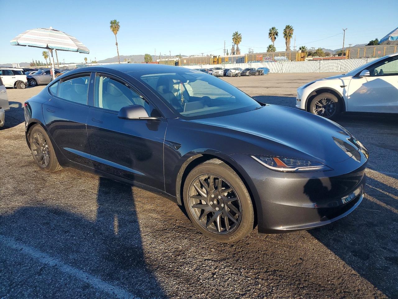 2025 TESLA MODEL 3