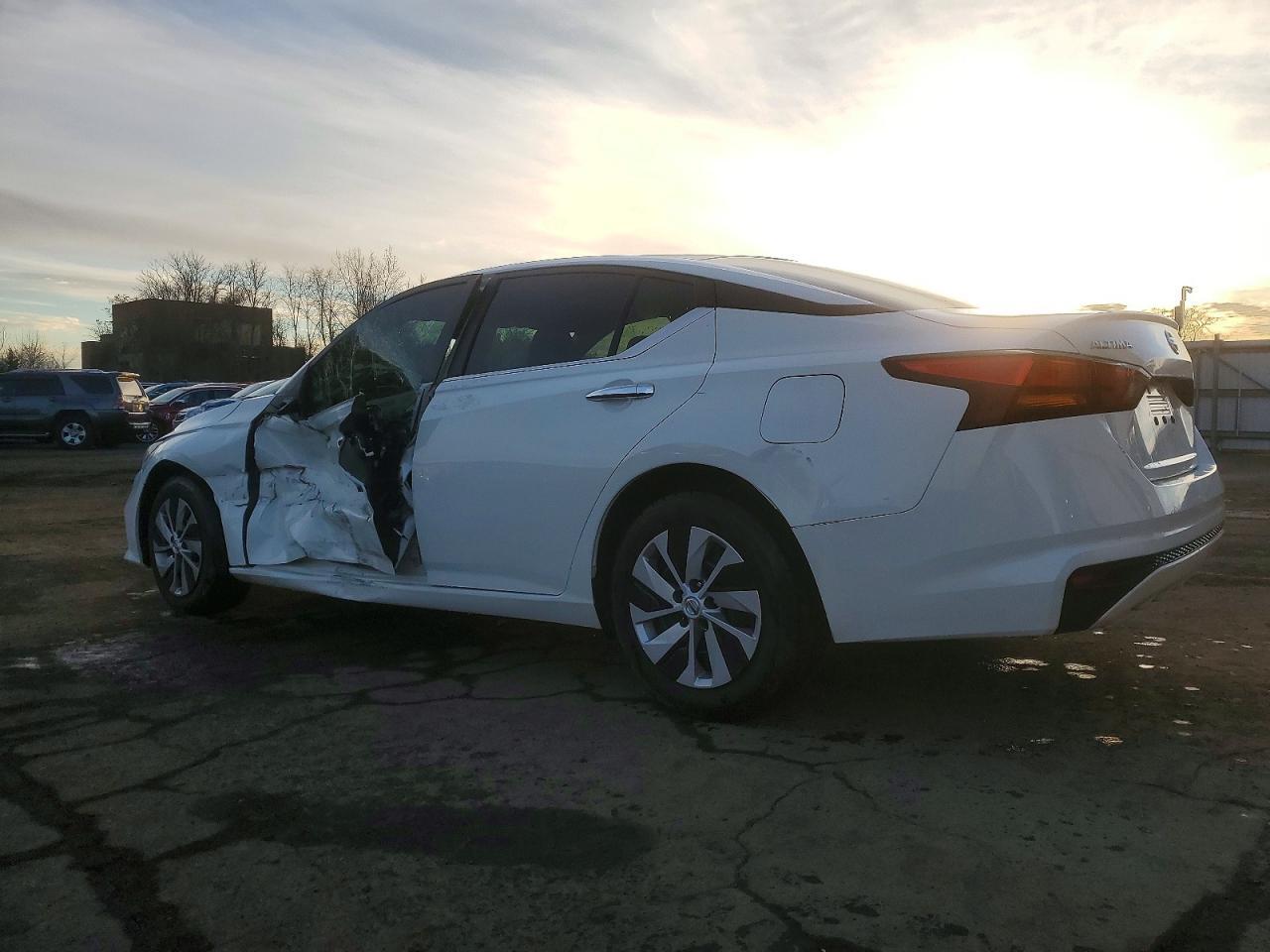 2022 NISSAN ALTIMA