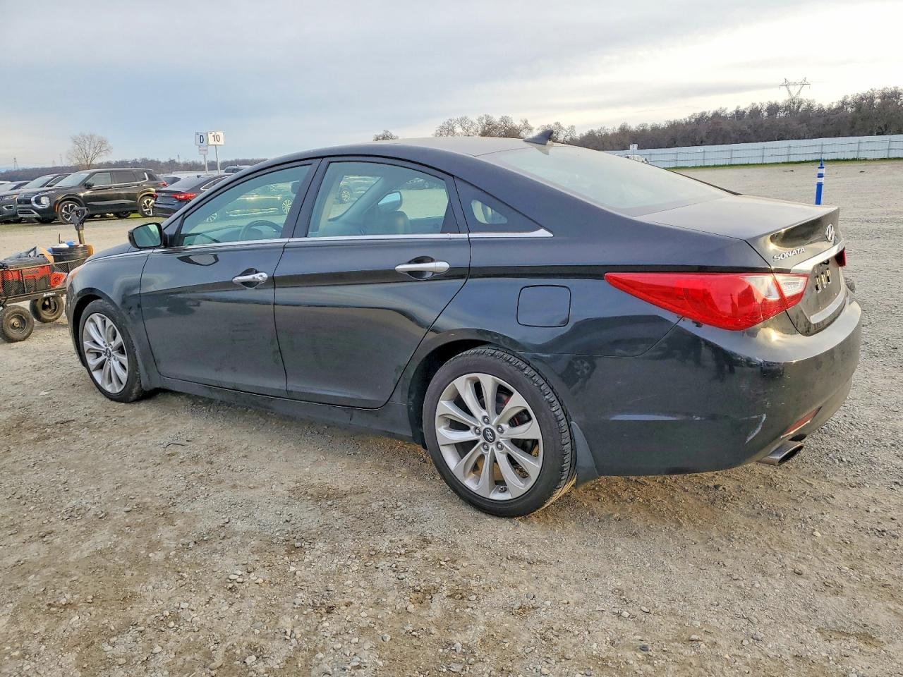 2011 HYUNDAI SONATA