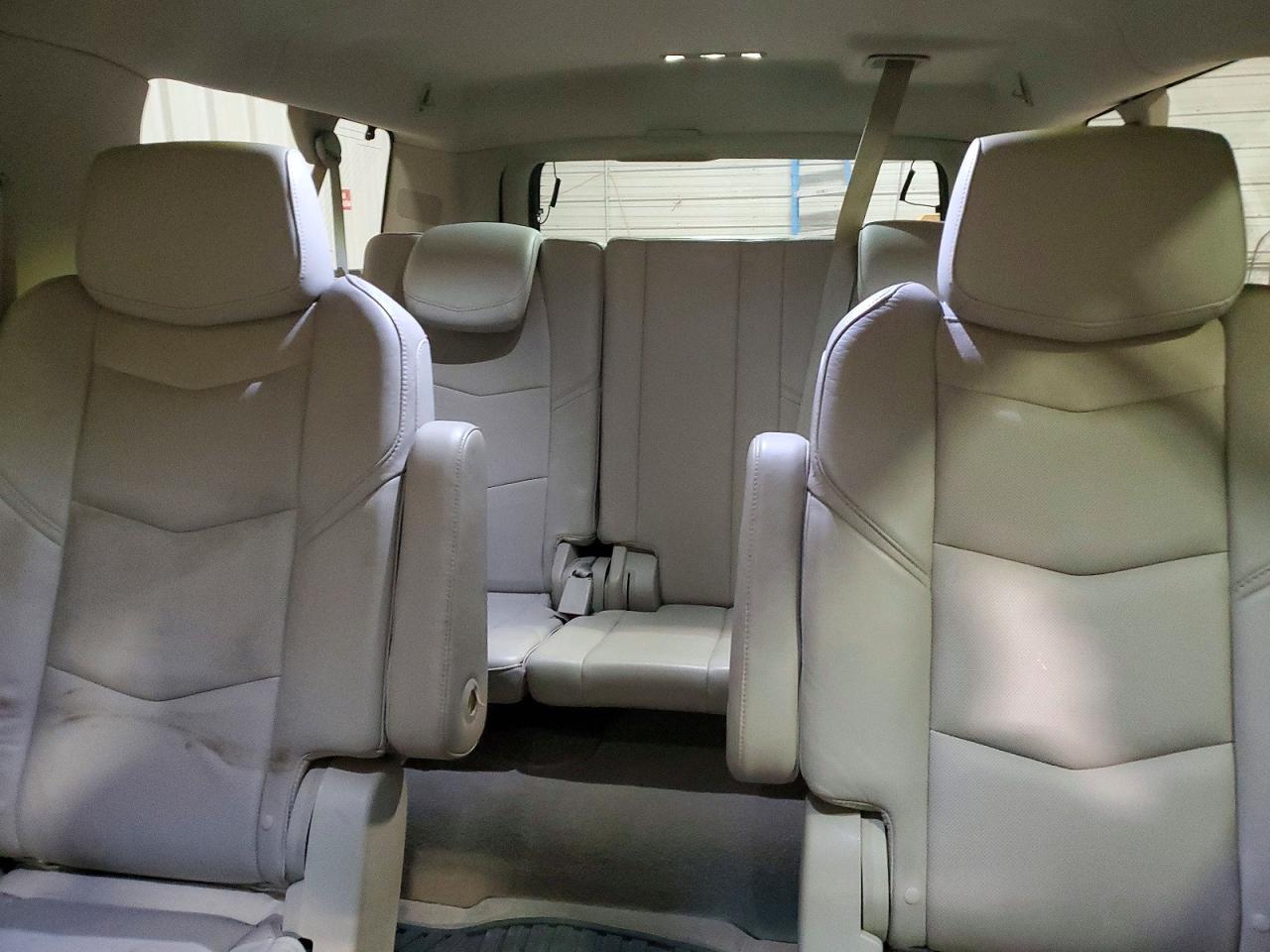 2015 CADILLAC Escalade ESV
