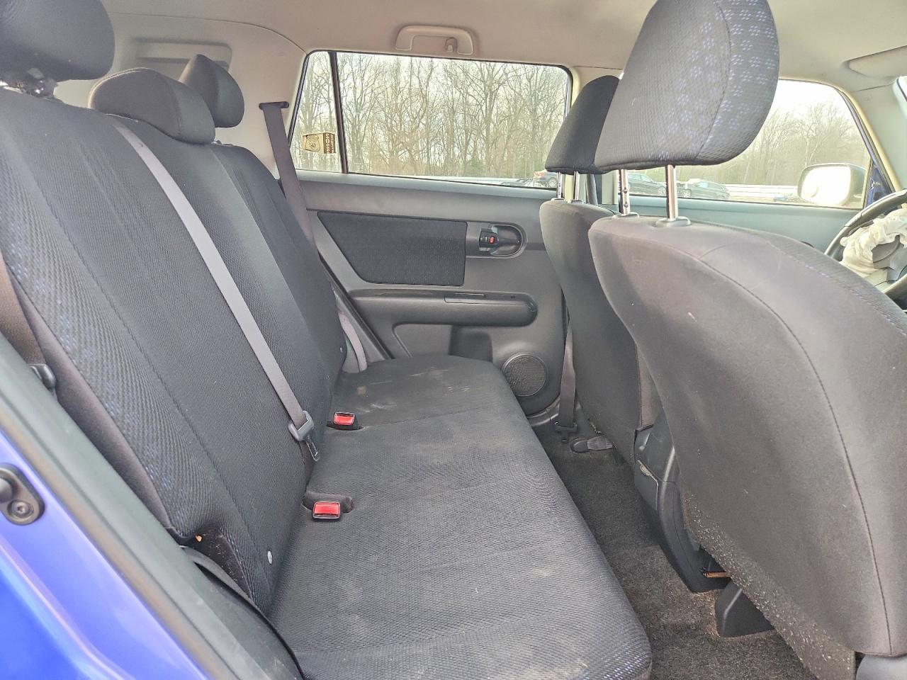 2010 TOYOTA SCION