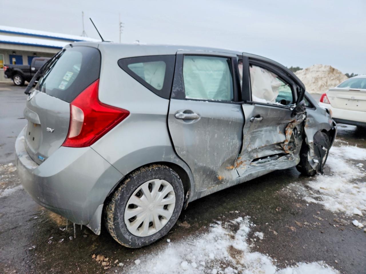 2014 NISSAN Versa Note