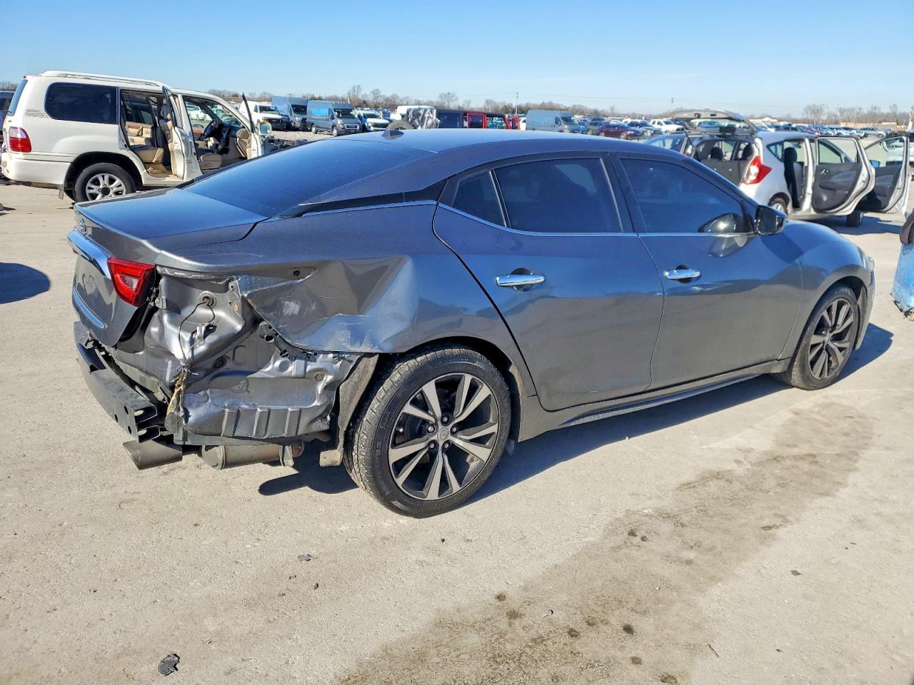 2018 NISSAN Maxima