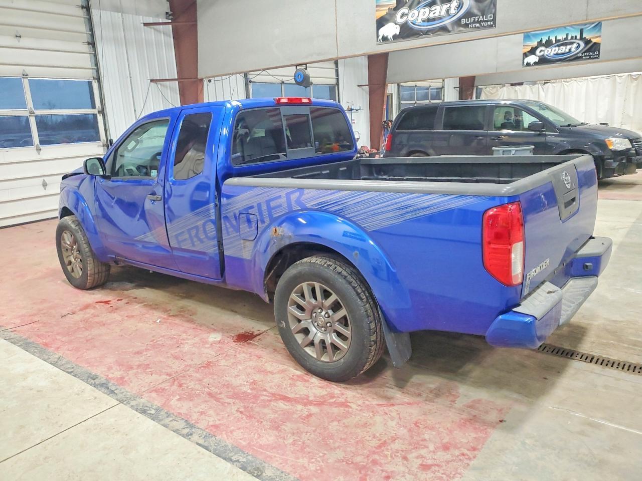2012 NISSAN Frontier