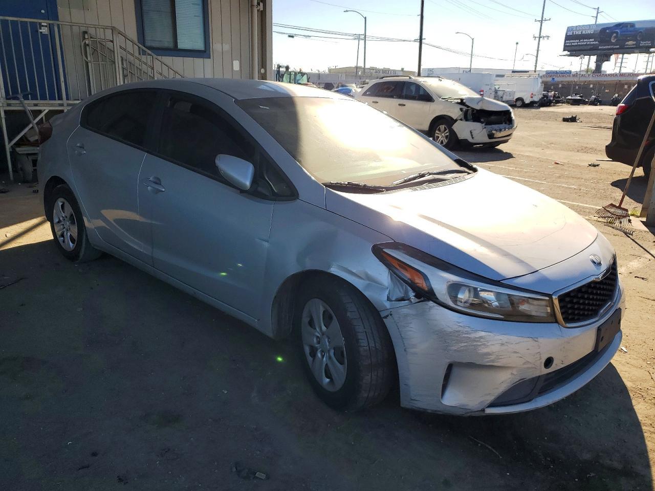 2017 KIA FORTE