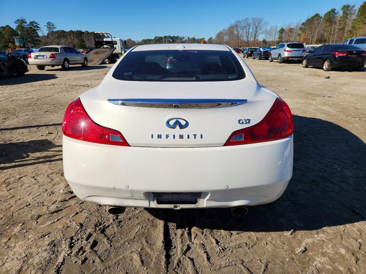 2010 INFINITI G37