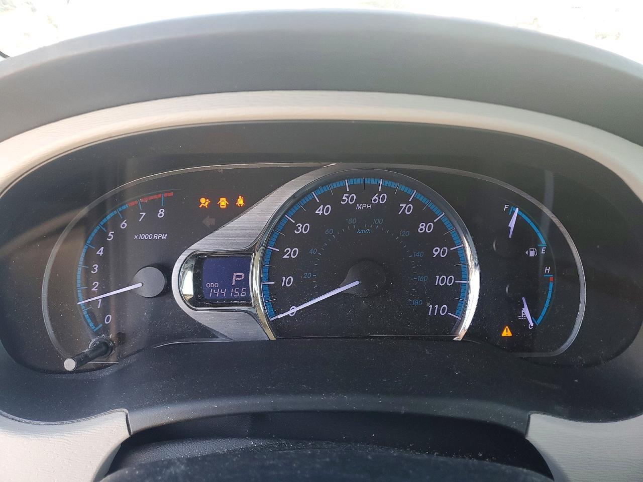 2014 TOYOTA SIENNA