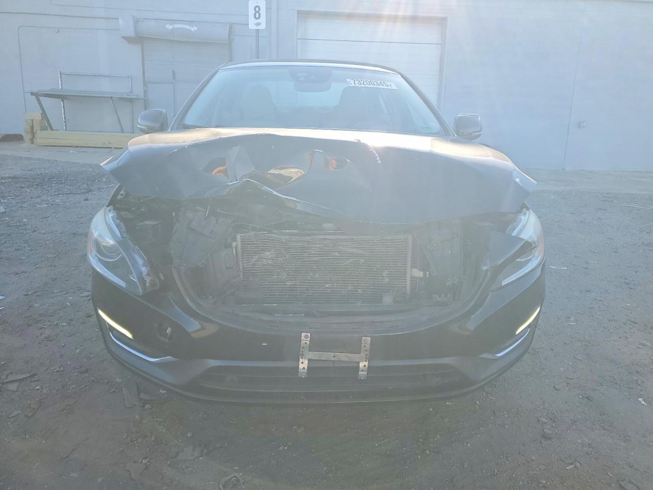 2015 VOLVO S60