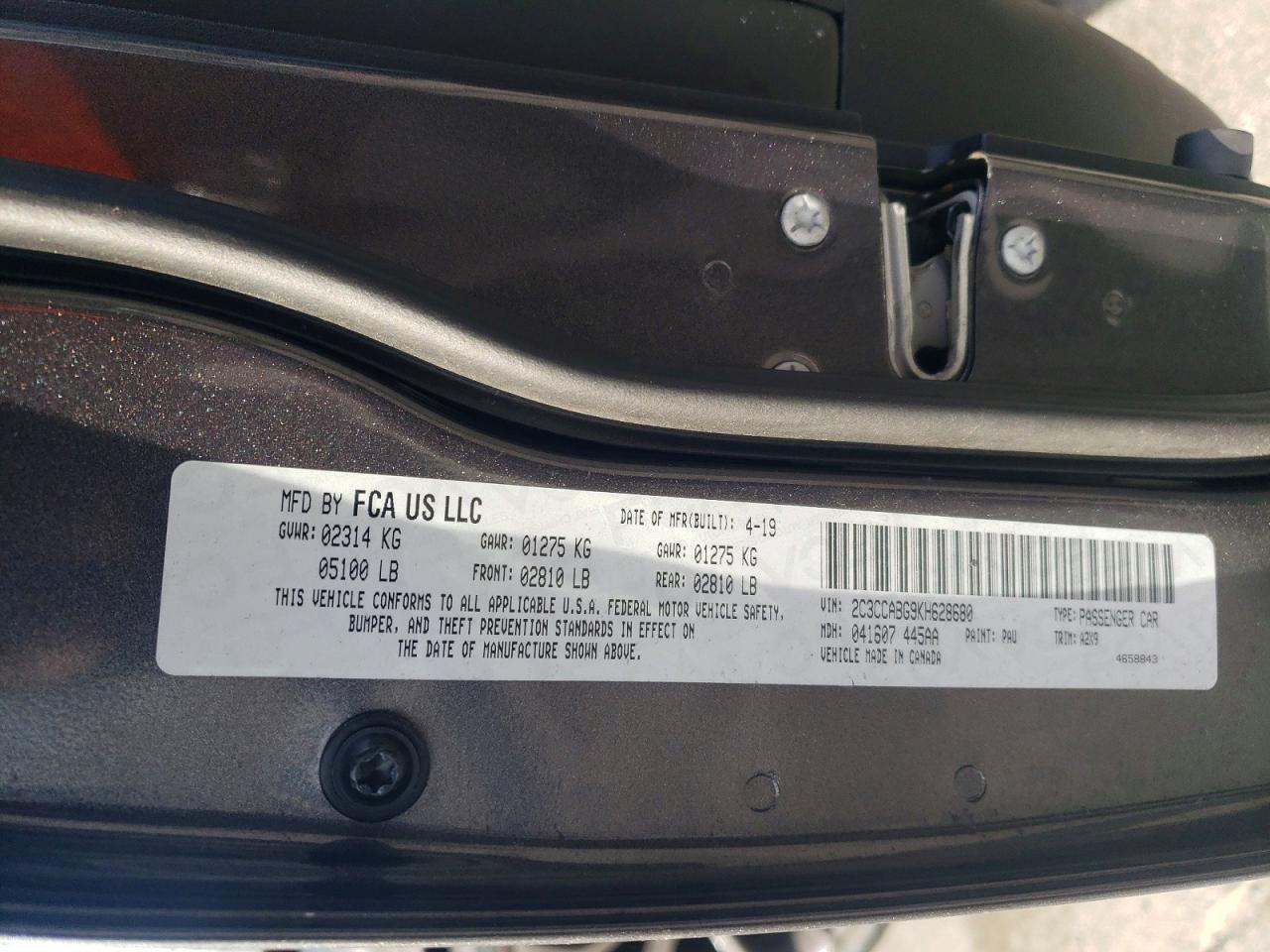 2019 CHRYSLER 300