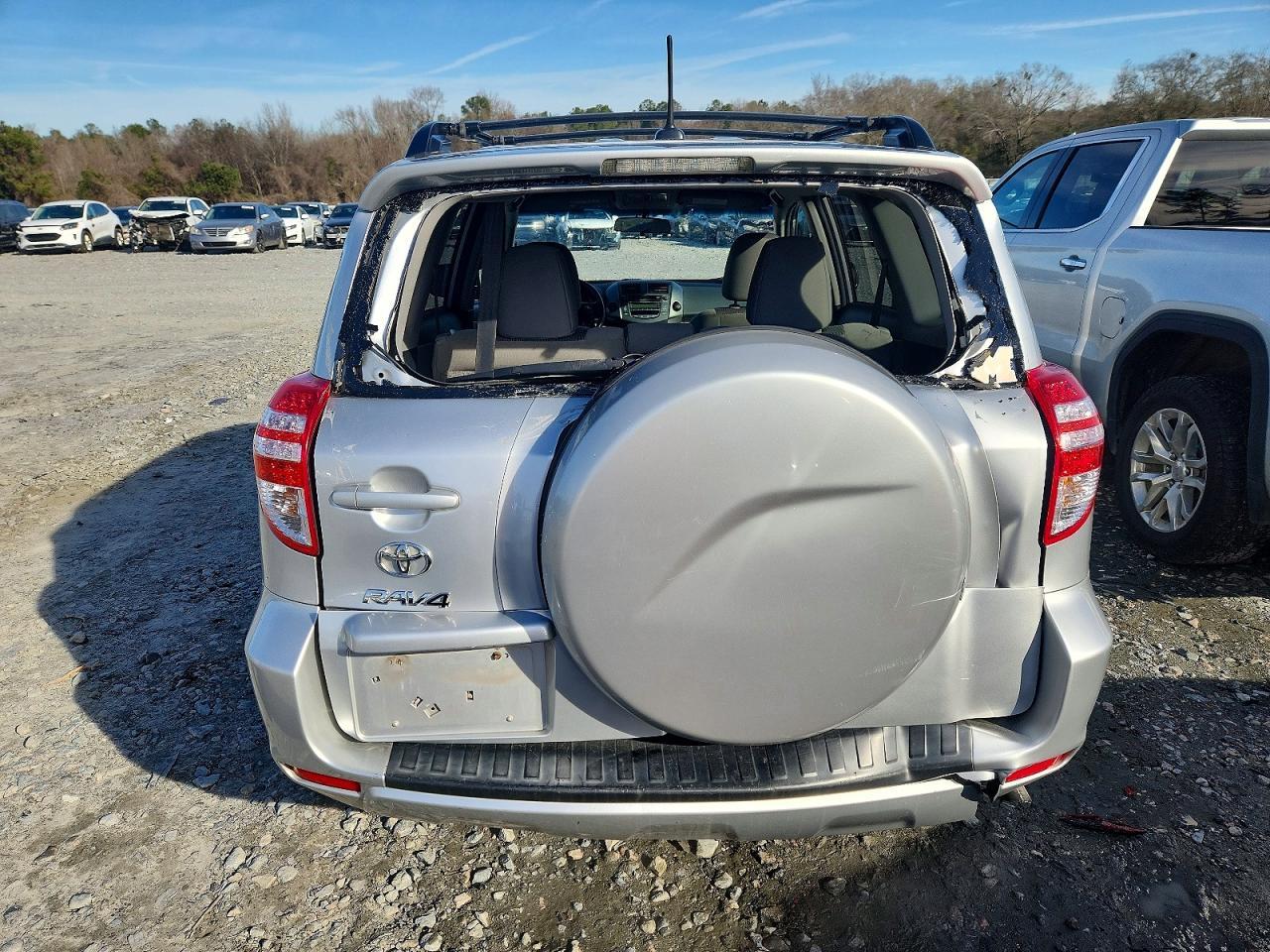 2011 TOYOTA RAV4