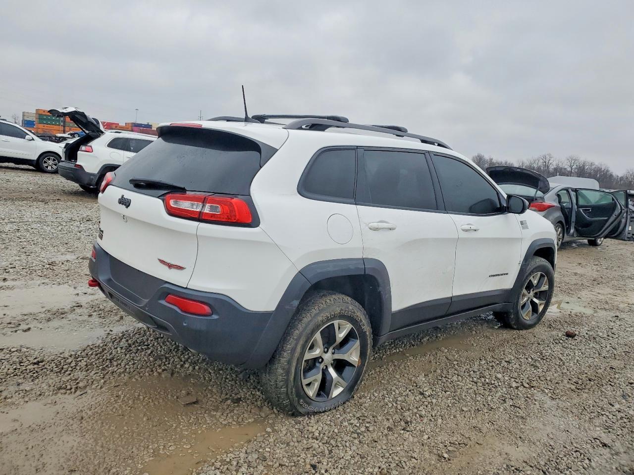 2018 JEEP CHEROKEE