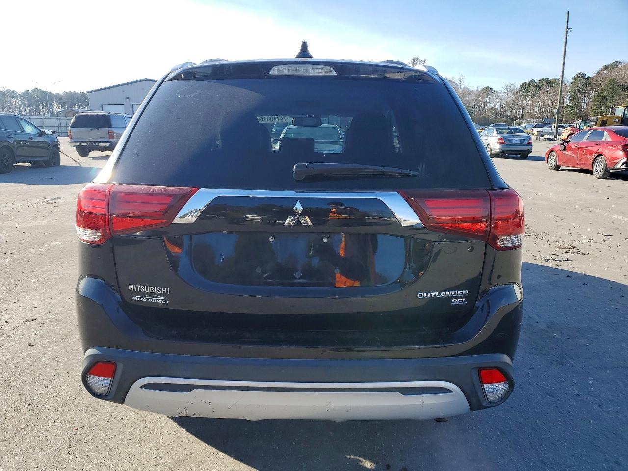 2019 MITSUBISHI outlander