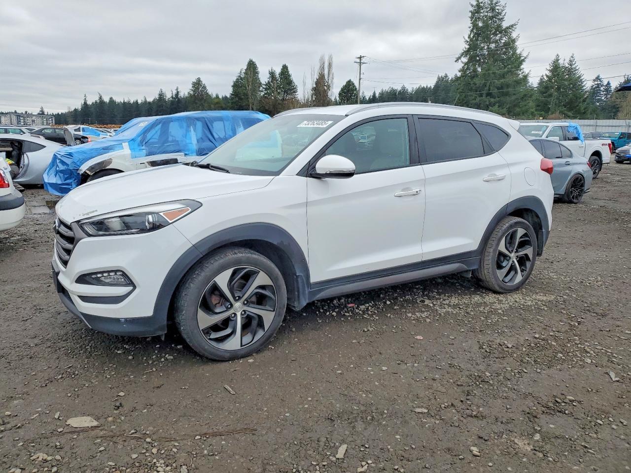 2016 HYUNDAI TUCSON