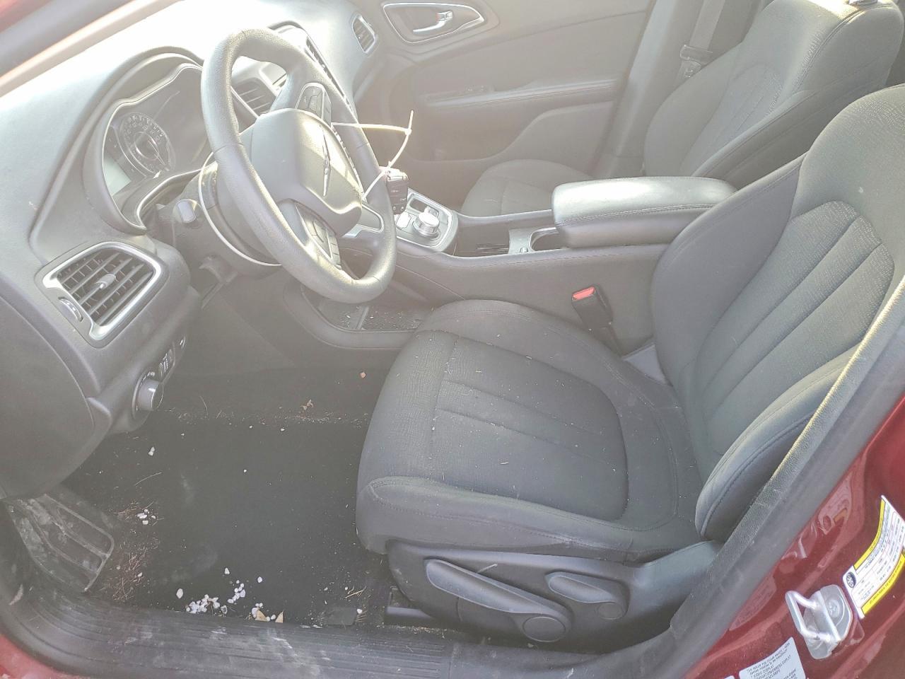 2015 CHRYSLER 200