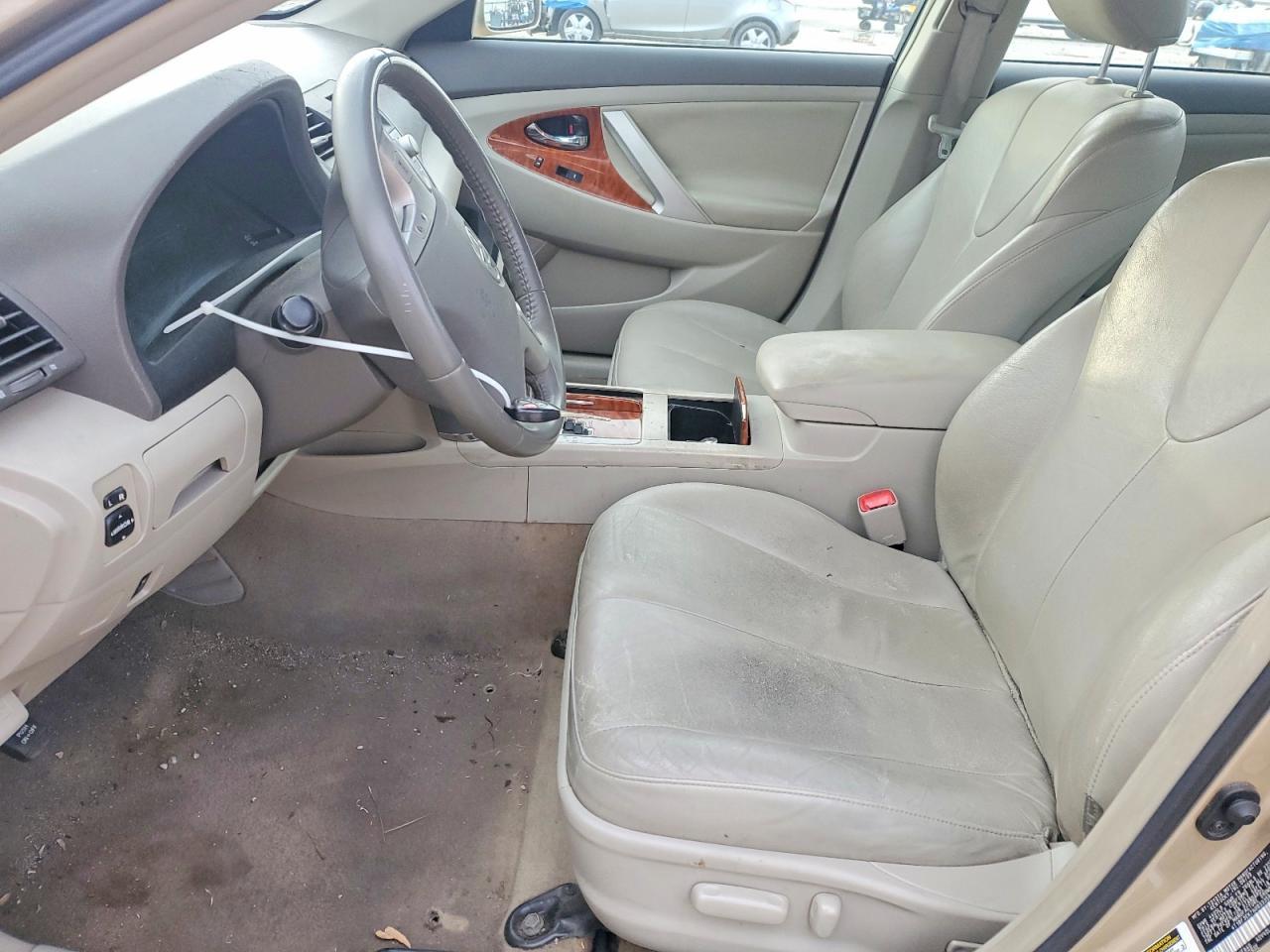 2010 TOYOTA CAMRY