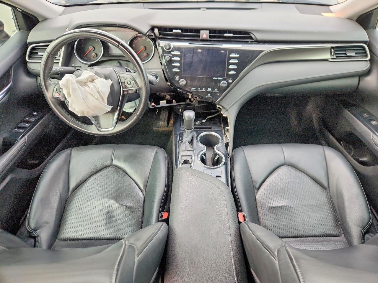 2019 TOYOTA CAMRY