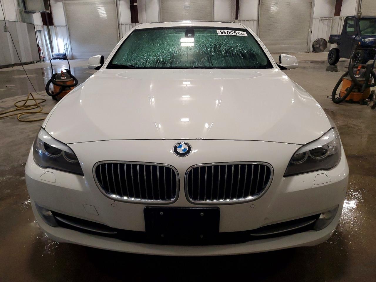 2011 BMW 5 series