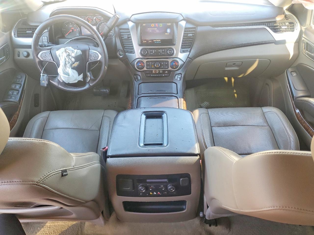 2015 CHEVROLET Suburban