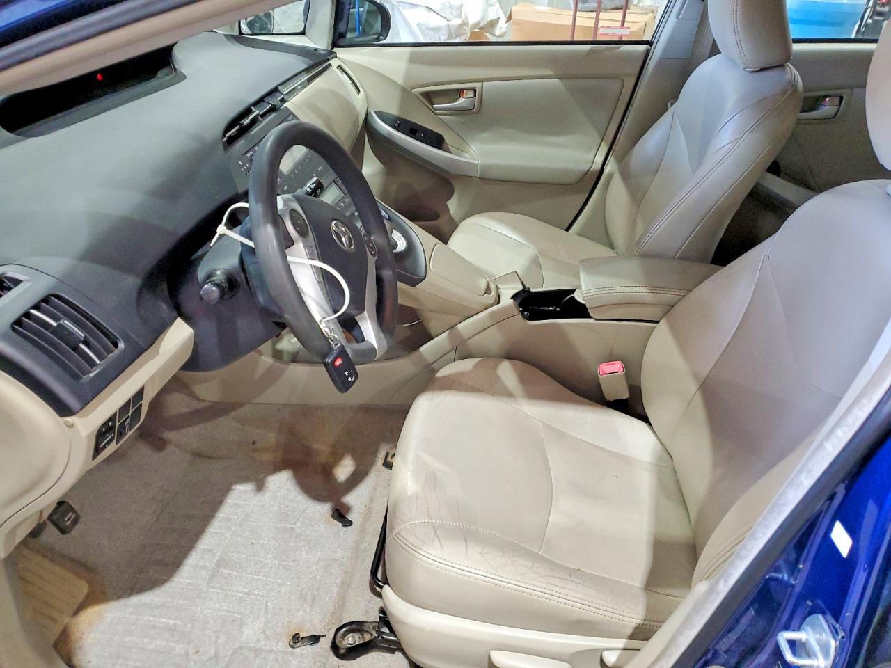 2011 TOYOTA PRIUS